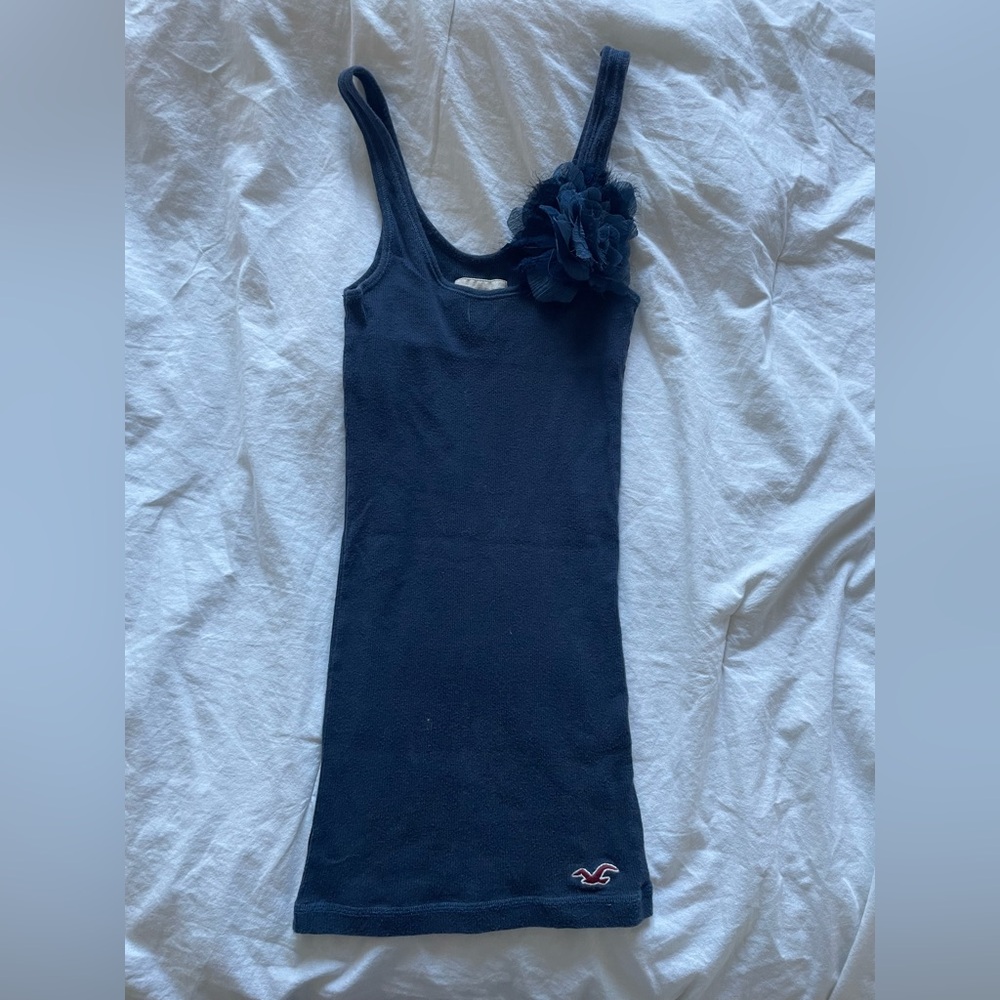 Vintage Y2K Navy Blue Hollister Tank Top with Floral Decal